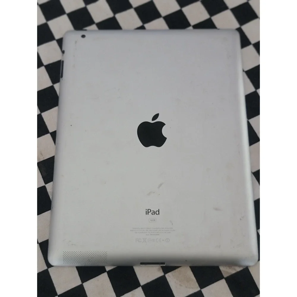 Apple iPad 2 A1395 16 GB, Wi-Fi, 9.7 in‎ - White